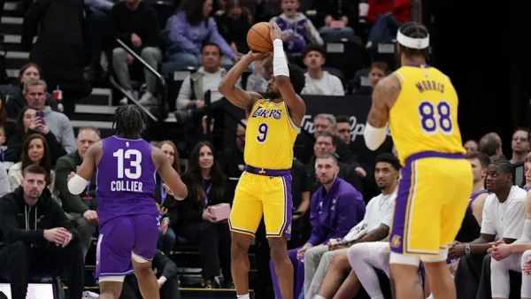 Bronny có phần thể hiện tốt hơn trong trận đấu với Utah Jazz