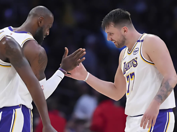 Đoàn kết vẫn là yếu tố quan trọng đưa Lakers đến chiến thắng