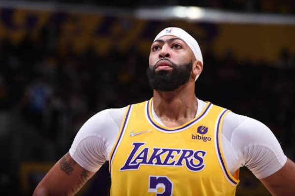 Nhiều khả năng Lakers chia tay Anthony Davis vì anh khồn còn phù hợp với đội hình